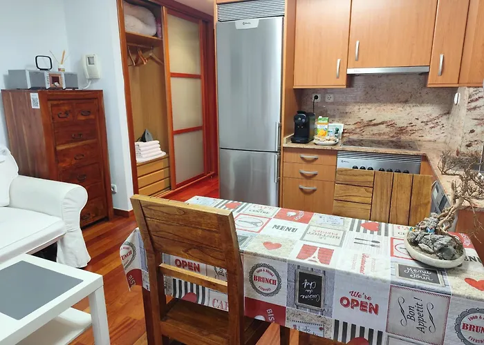 Estudio Centrico, A Pocos Metros Plaza De Espana. * Vigo